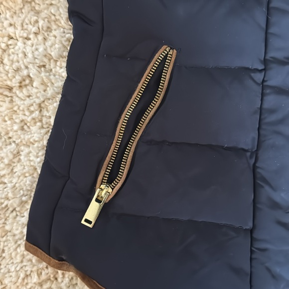 Zara Basic Navy Puffer Coat with Gold Zippers - Picture 2 of 4